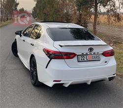 تۆیۆتا کامری